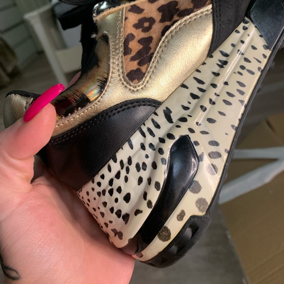 STEVE MADDEN Womens Cliff Animal Sneaker, size 7 - Picture 7 of 7